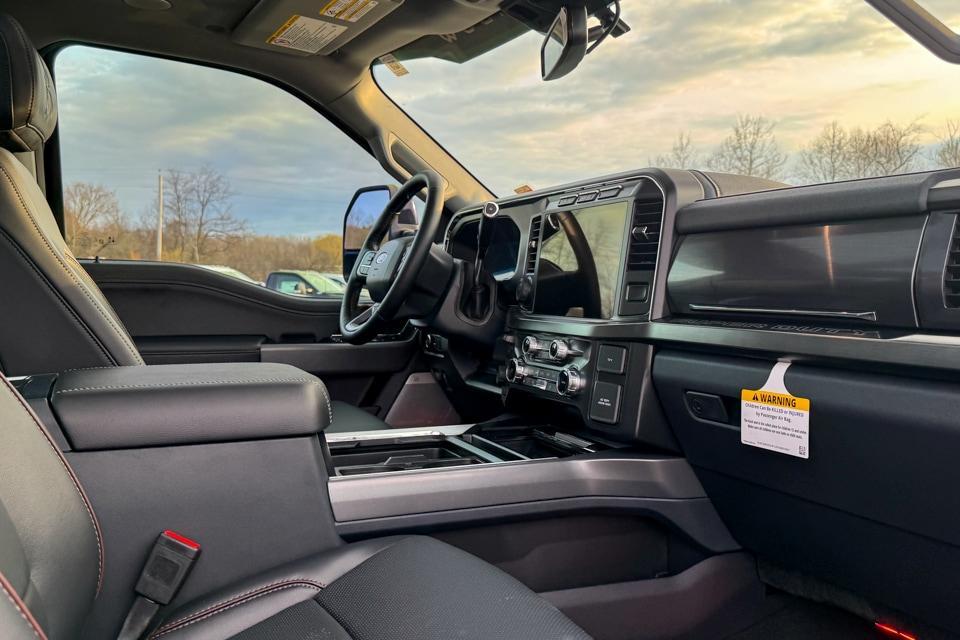 new 2024 Ford F-250 car