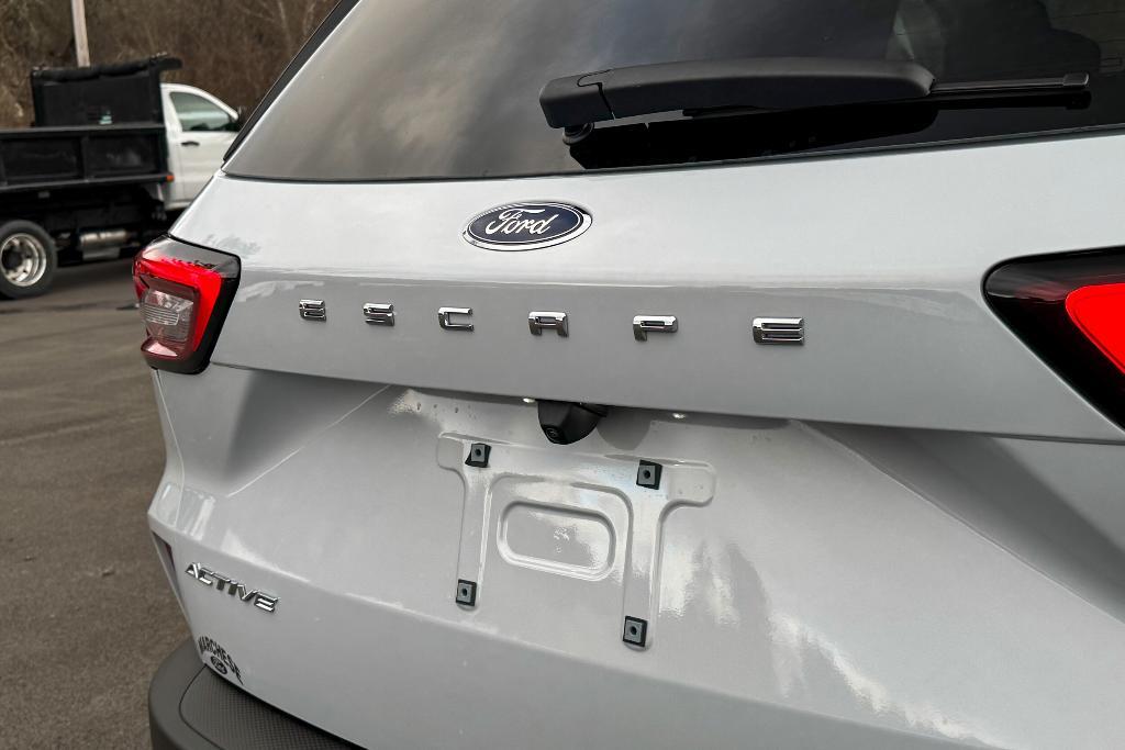 new 2025 Ford Escape car, priced at $31,725