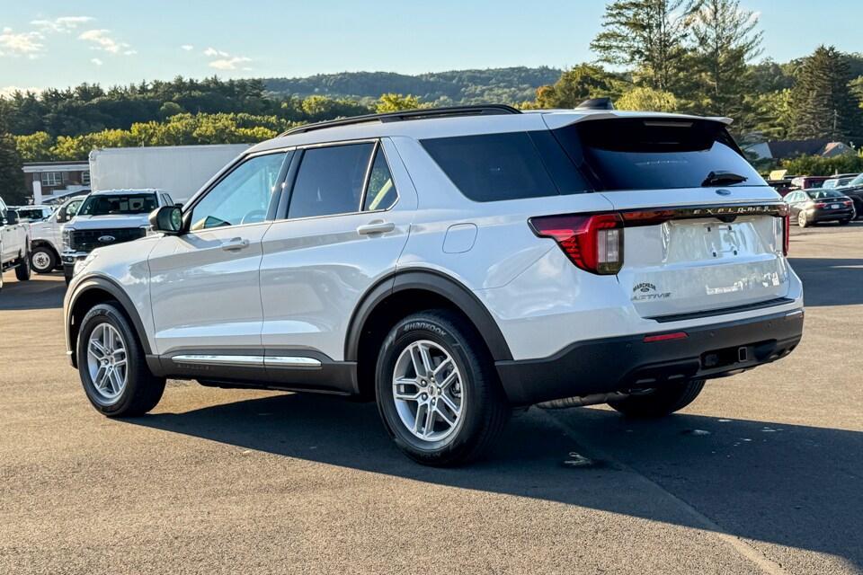new 2025 Ford Explorer car, priced at $45,140