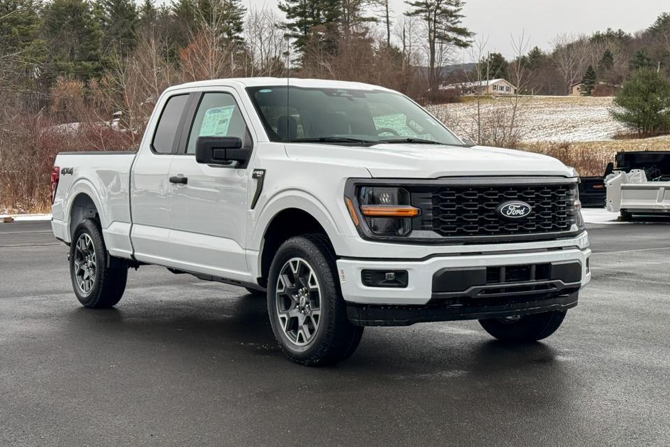 new 2024 Ford F-150 car, priced at $50,370