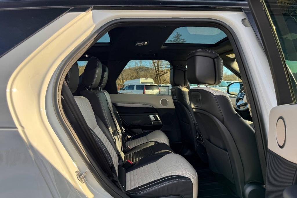 used 2023 Land Rover Discovery car, priced at $57,900