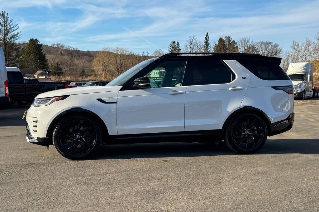 used 2023 Land Rover Discovery car, priced at $57,900