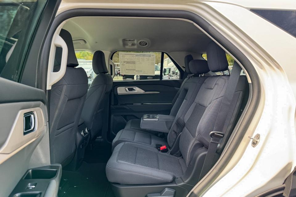 new 2025 Ford Explorer car, priced at $41,150
