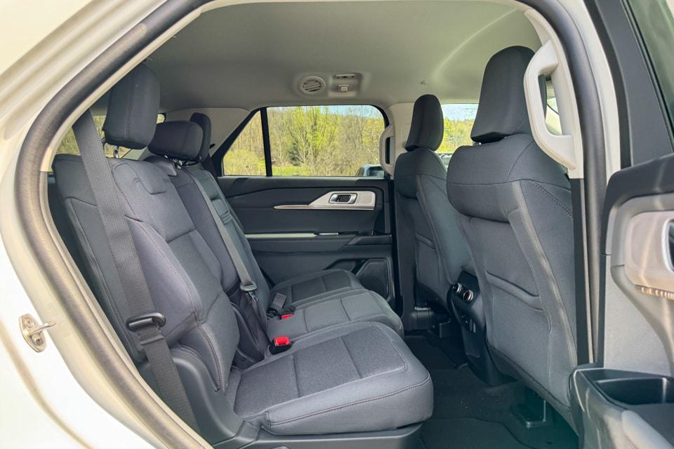 new 2025 Ford Explorer car, priced at $41,150