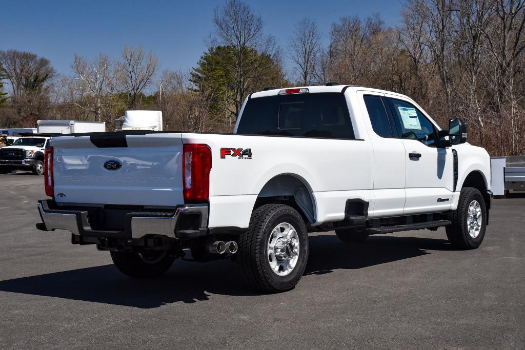 new 2025 Ford F-350 car, priced at $71,425