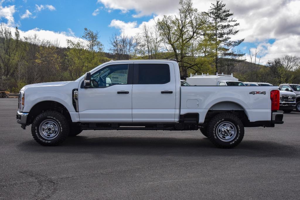 new 2024 Ford F-250 car, priced at $52,805