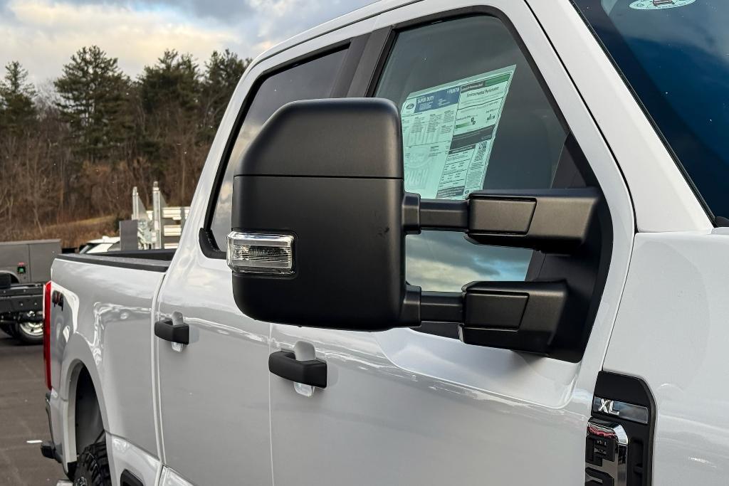 new 2024 Ford F-250 car, priced at $57,625