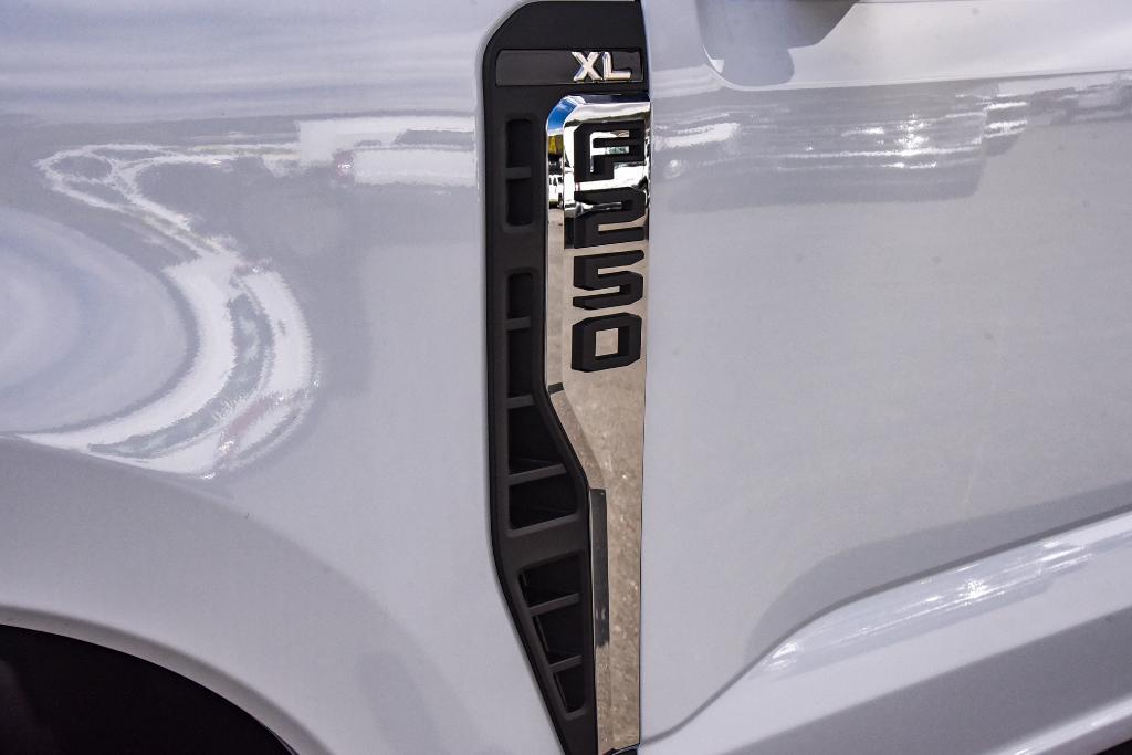 new 2024 Ford F-250 car, priced at $52,805