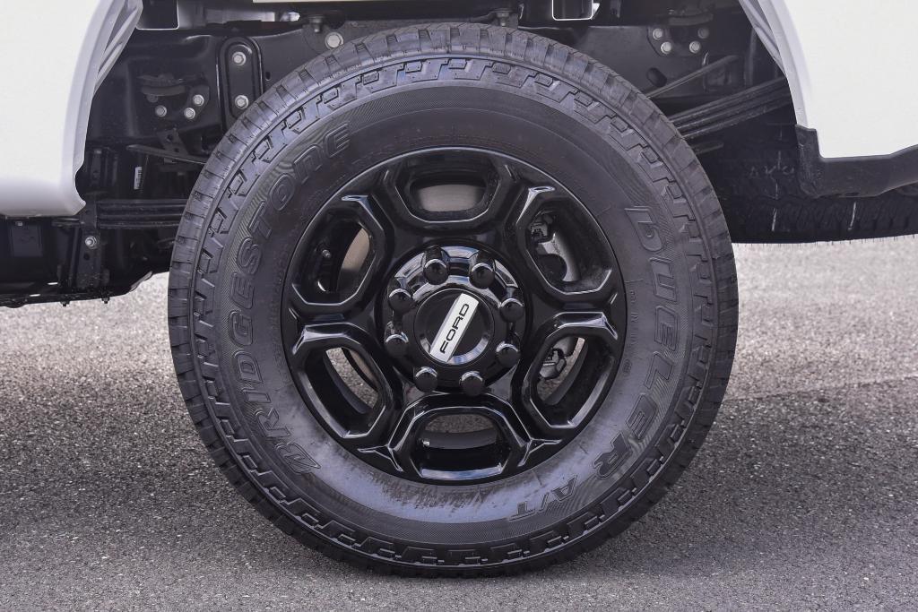 new 2025 Ford F-350 car, priced at $74,075