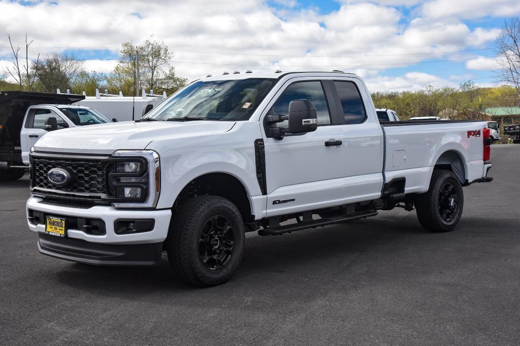 new 2025 Ford F-350 car, priced at $74,075