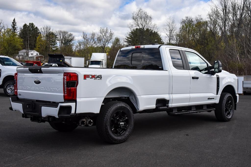 new 2025 Ford F-350 car, priced at $74,075