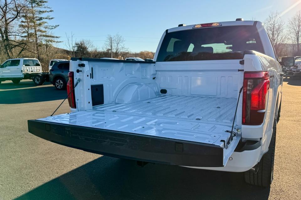 new 2024 Ford F-150 car, priced at $52,685