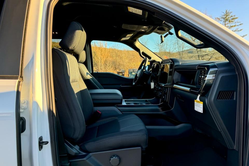 new 2024 Ford F-150 car, priced at $52,685