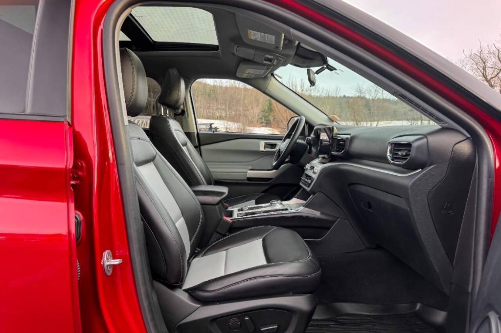 used 2022 Ford Explorer car, priced at $34,900