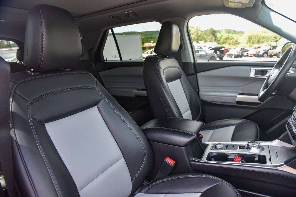 used 2022 Ford Explorer car, priced at $34,900