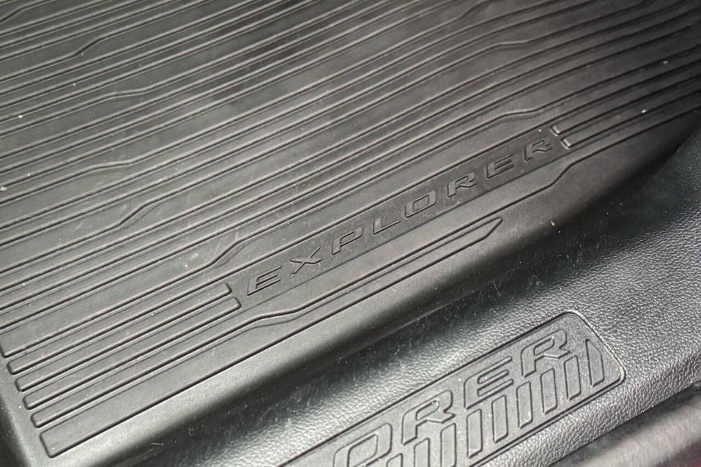 used 2022 Ford Explorer car, priced at $34,900