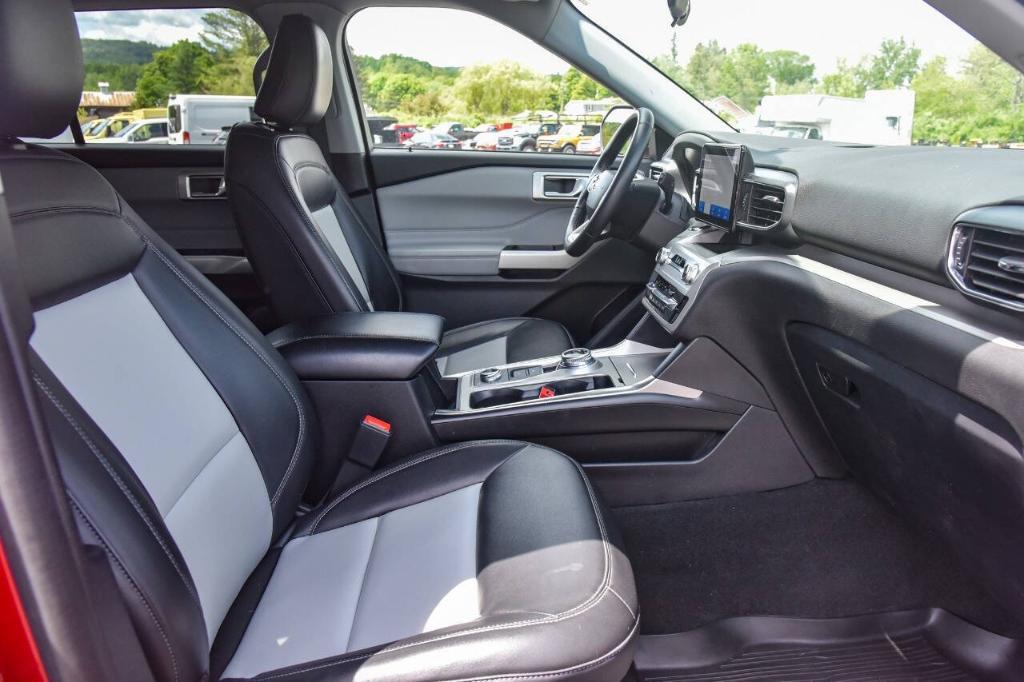 used 2022 Ford Explorer car, priced at $34,900