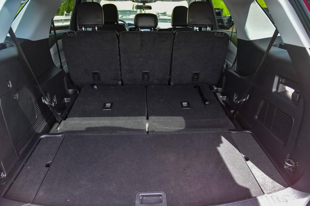 used 2022 Ford Explorer car, priced at $34,900