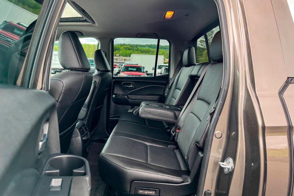 used 2022 Honda Ridgeline car, priced at $38,900