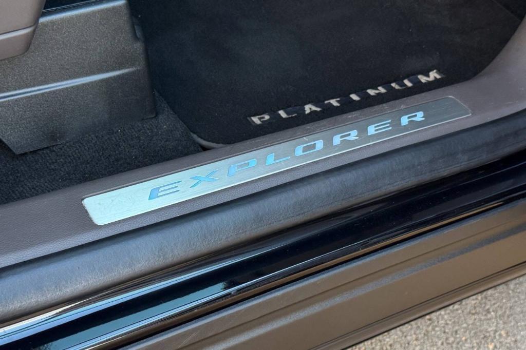 used 2022 Ford Explorer car, priced at $38,900