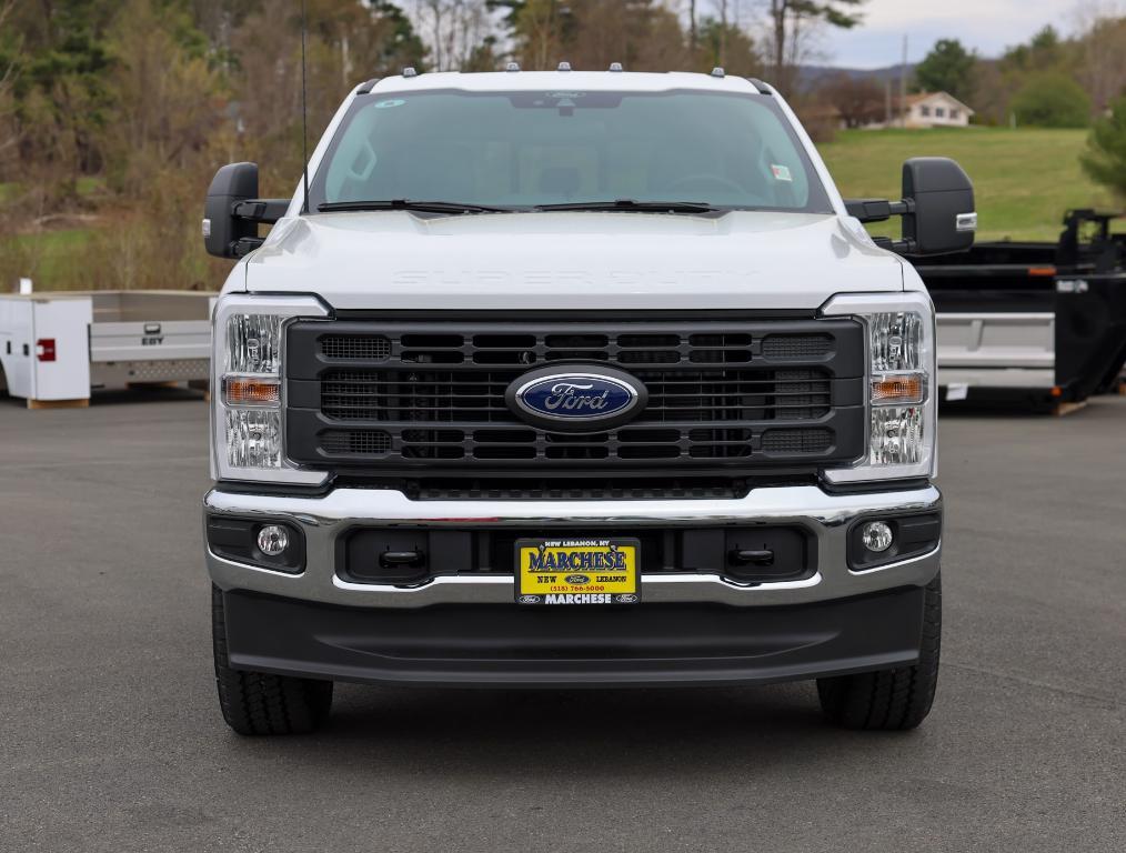 new 2025 Ford F-350 car, priced at $59,655