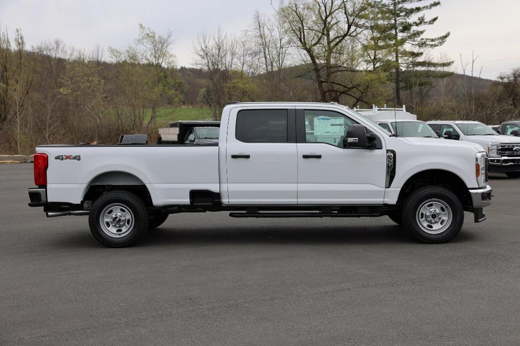 new 2025 Ford F-350 car, priced at $59,655