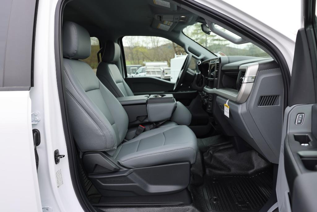new 2025 Ford F-350 car, priced at $59,655