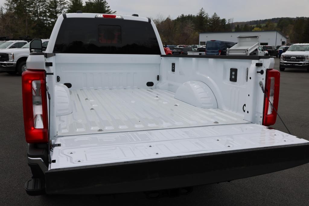 new 2025 Ford F-350 car, priced at $59,655