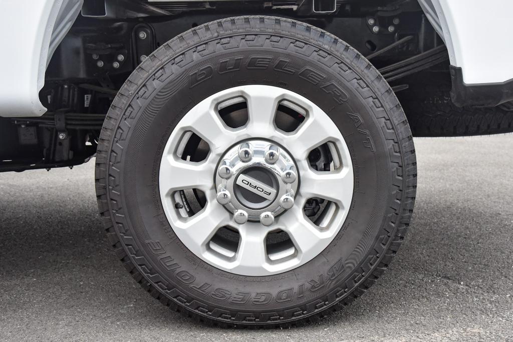 new 2024 Ford F-350 car, priced at $62,202