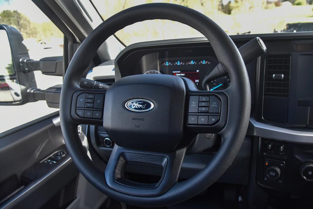 new 2024 Ford F-250 car, priced at $59,900