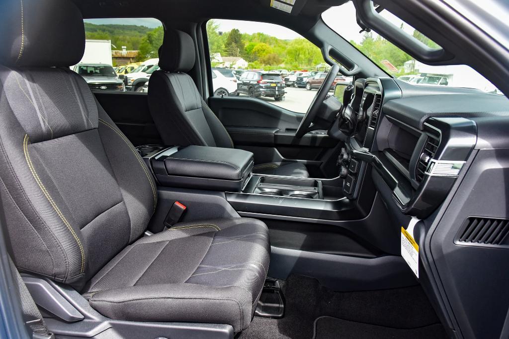 new 2025 Ford F-150 car, priced at $48,423