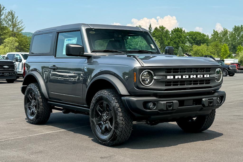 new 2024 Ford Bronco car, priced at $49,025