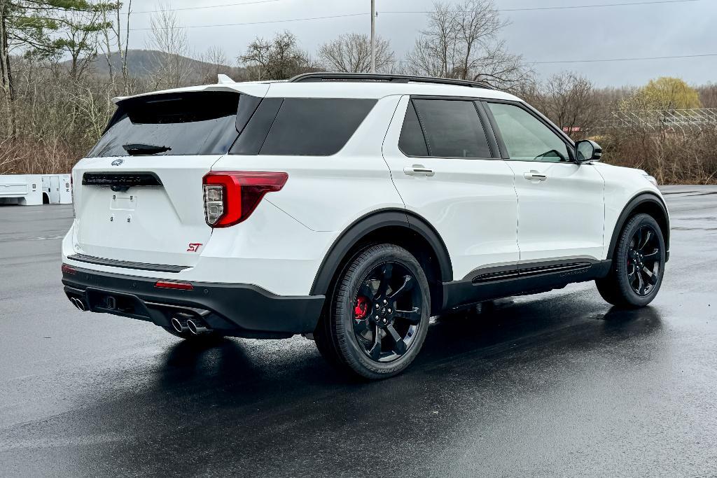 new 2024 Ford Explorer car, priced at $62,605