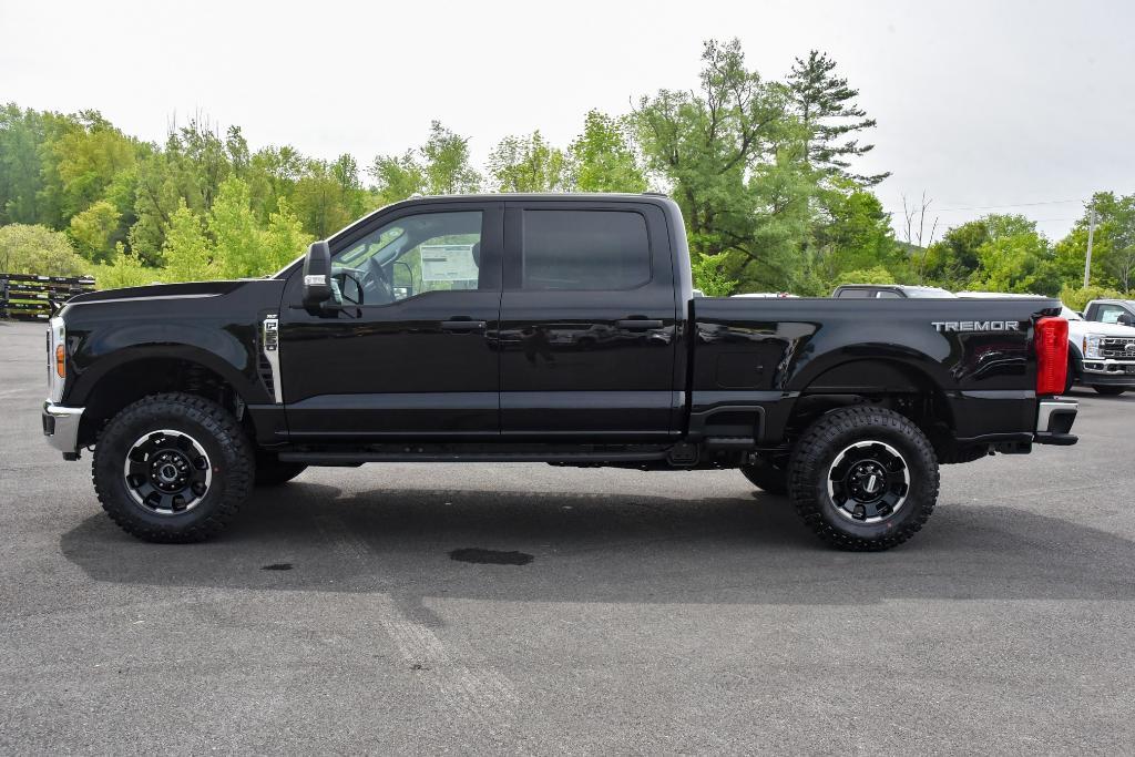 new 2025 Ford F-250 car, priced at $65,355