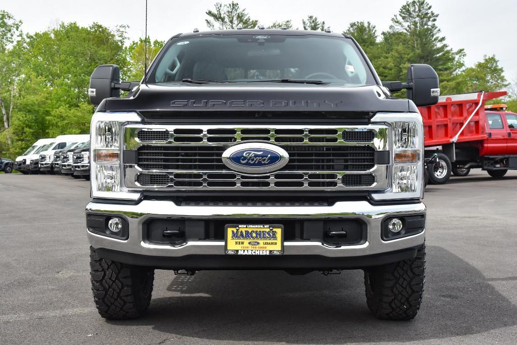 new 2025 Ford F-250 car, priced at $65,355
