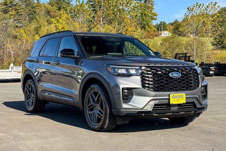 new 2025 Ford Explorer car