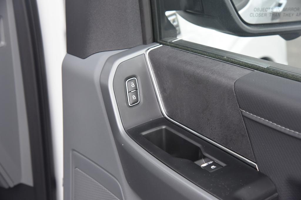 new 2024 Ford F-150 car, priced at $48,741