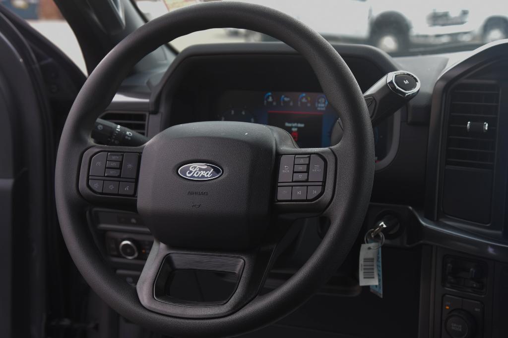 new 2025 Ford F-150 car, priced at $46,077