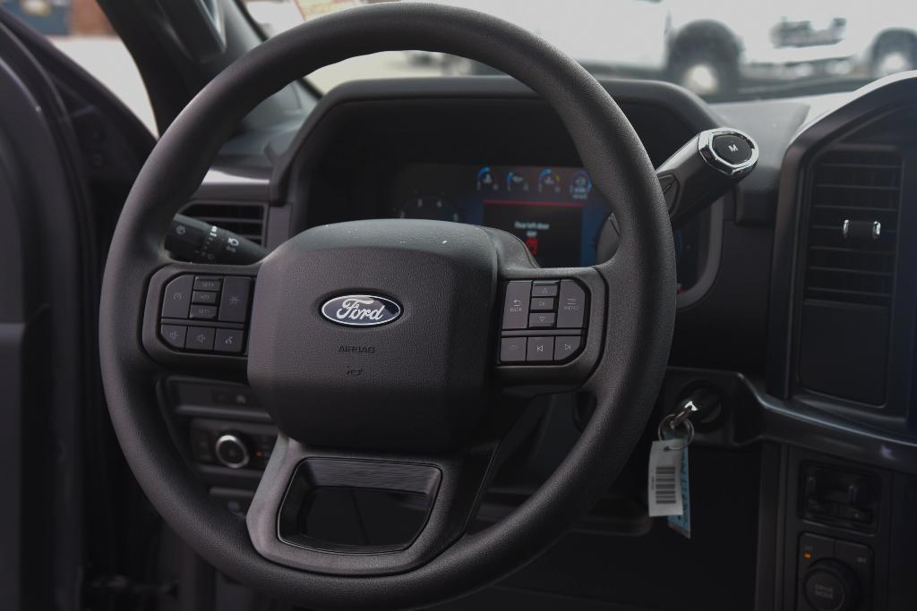 new 2025 Ford F-150 car, priced at $46,077