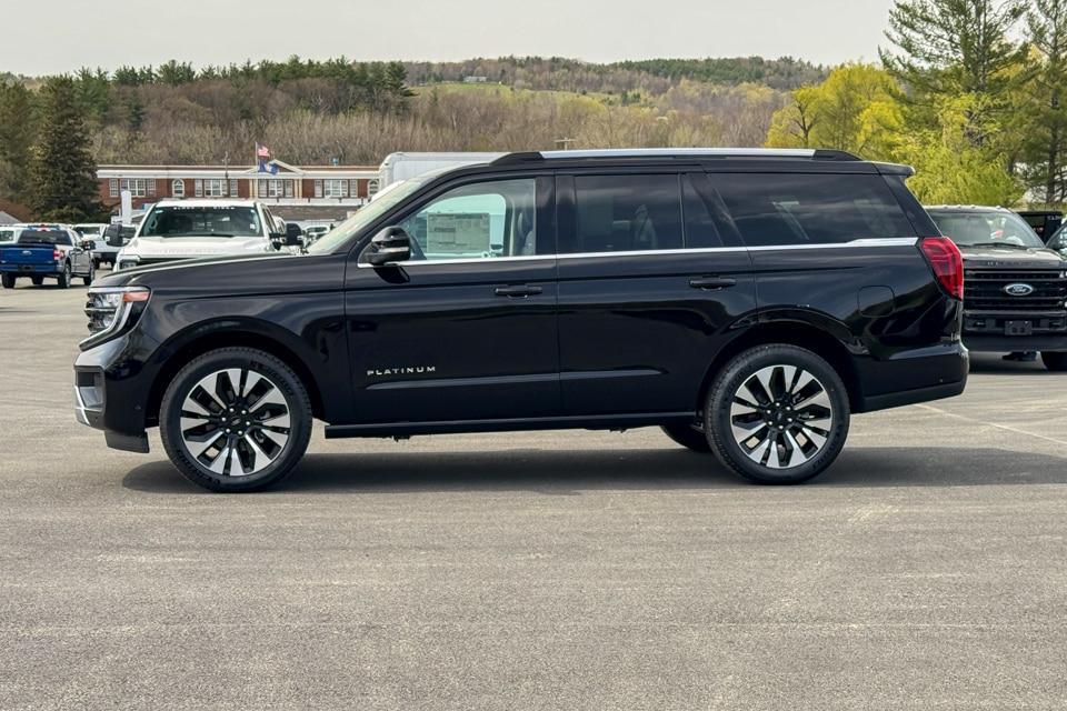 new 2025 Ford Expedition car, priced at $80,180