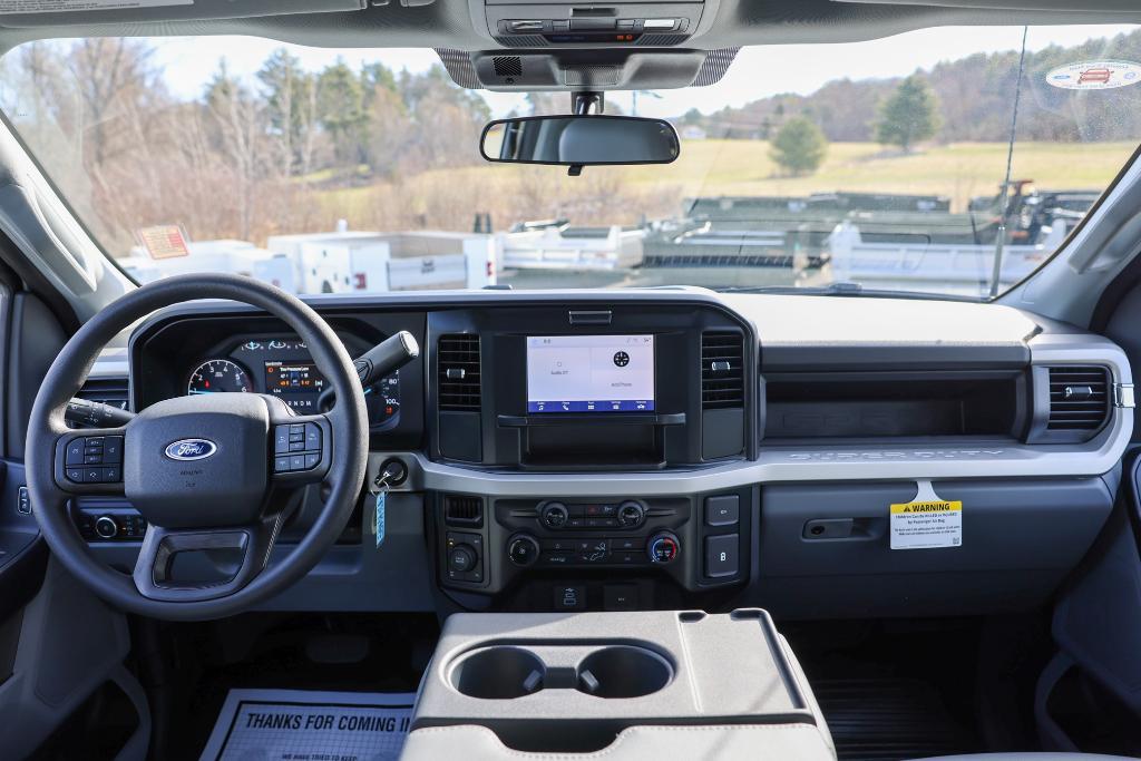 new 2025 Ford F-350 car, priced at $59,270