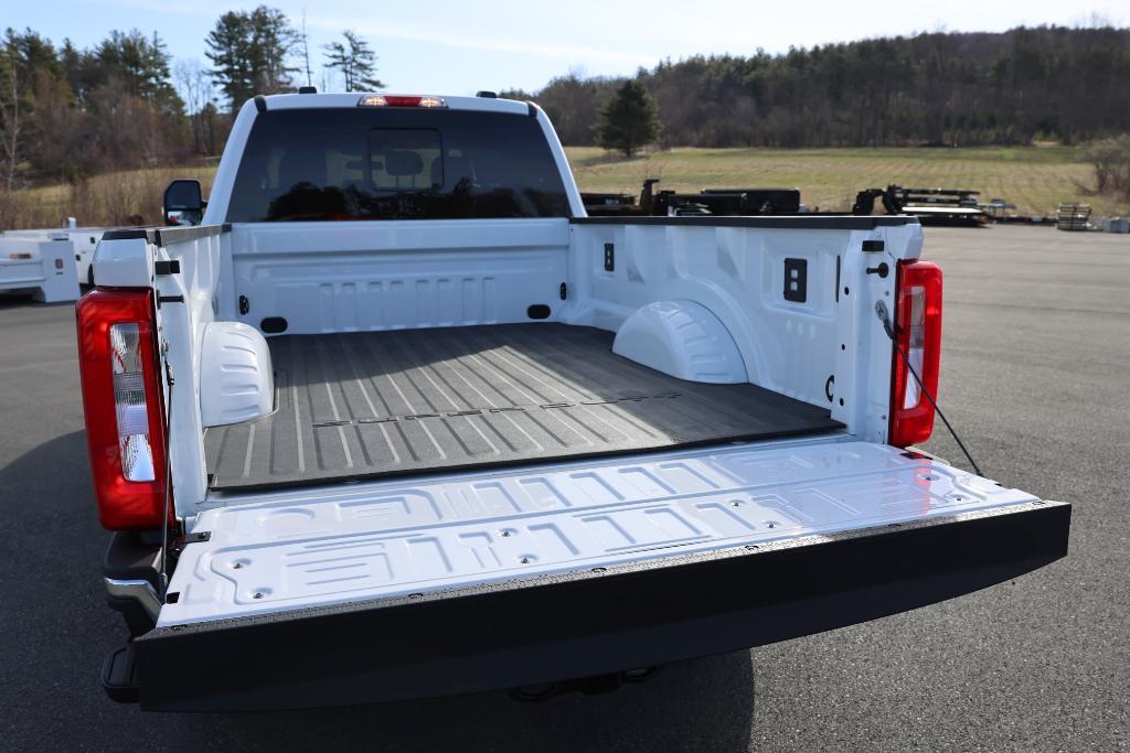 new 2025 Ford F-350 car, priced at $59,270
