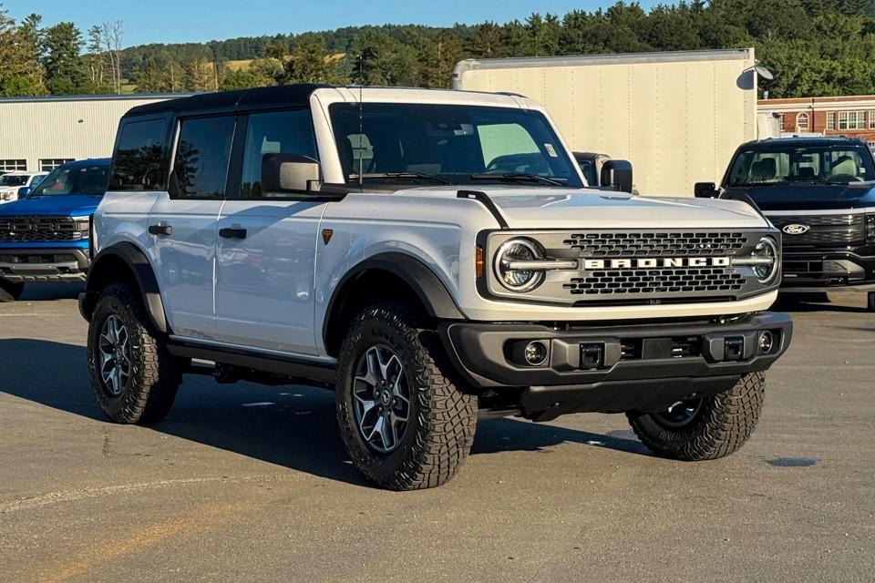 new 2025 Ford Bronco car, priced at $59,910
