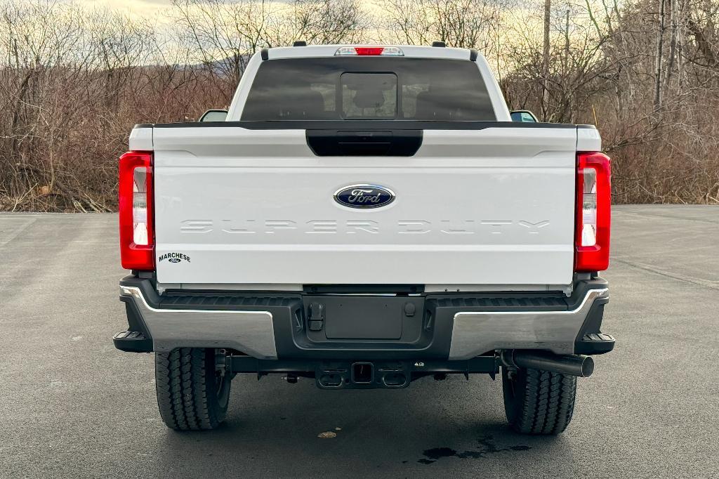 new 2024 Ford F-350 car, priced at $57,165