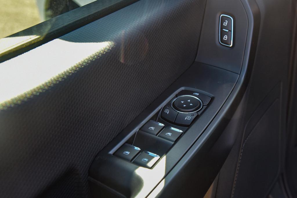 new 2025 Ford F-150 car, priced at $48,286