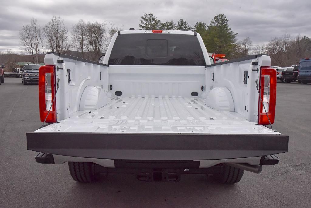 new 2025 Ford F-350 car, priced at $62,265
