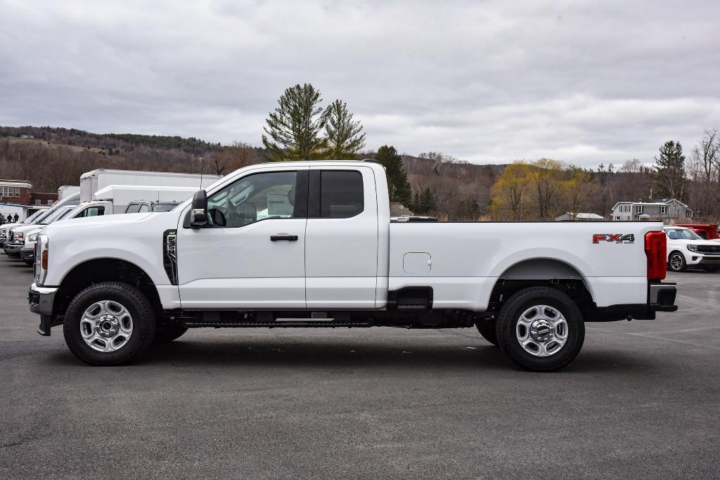 new 2025 Ford F-350 car, priced at $62,265