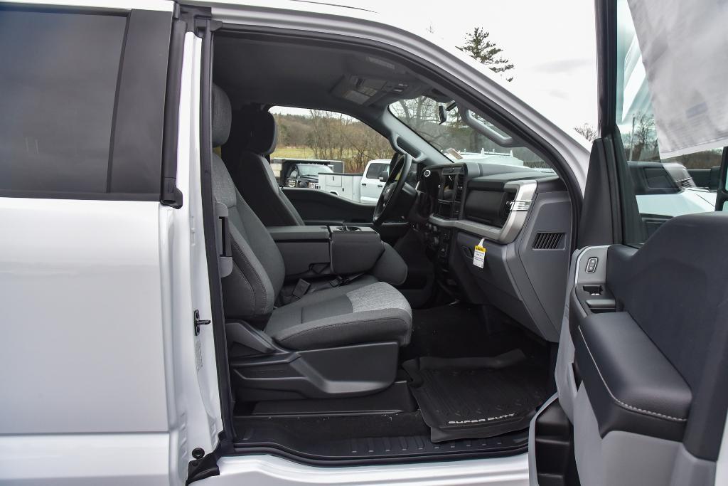 new 2025 Ford F-350 car, priced at $62,265