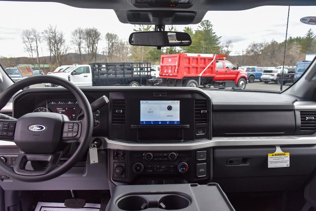 new 2025 Ford F-350 car, priced at $62,265