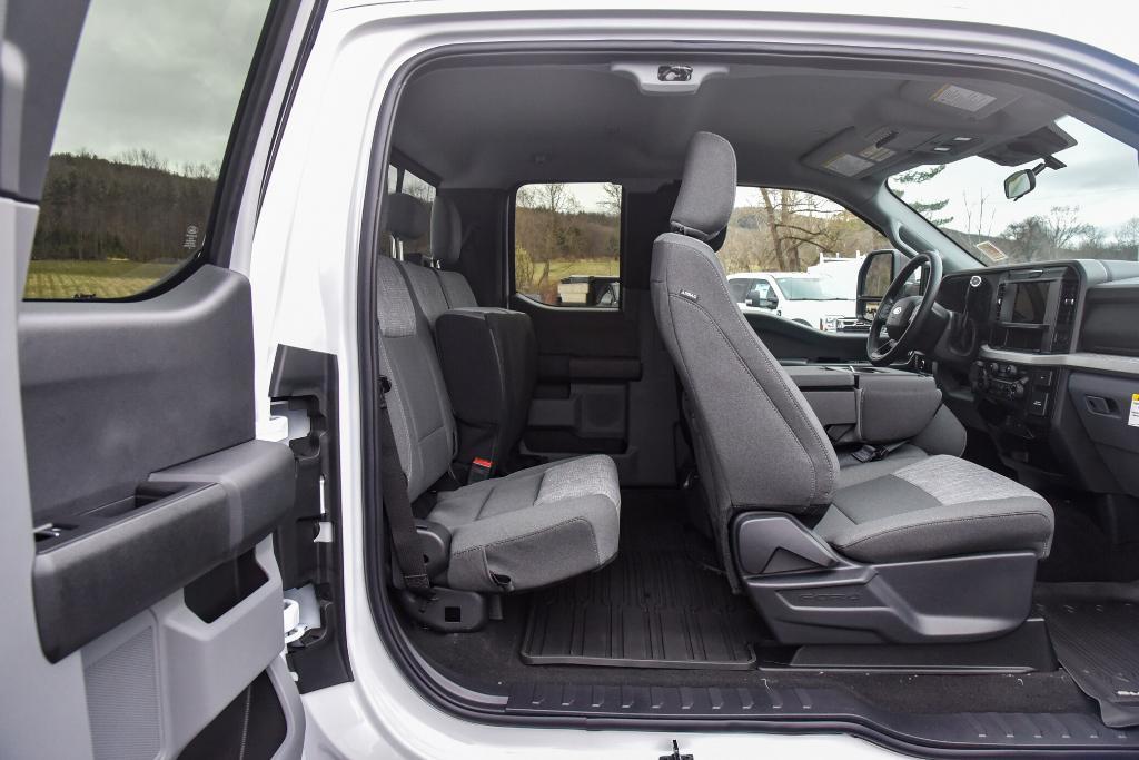 new 2025 Ford F-350 car, priced at $62,265